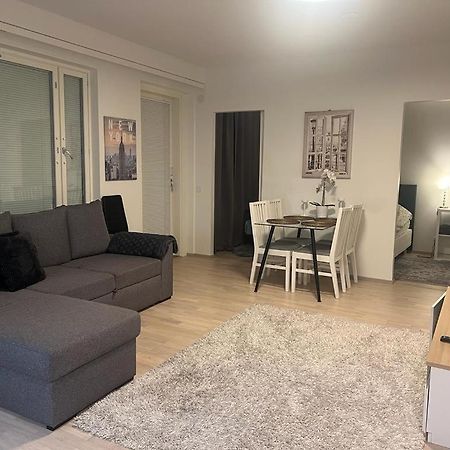 Modern City Apartment With Sauna Nearby The Airport Vantaa Esterno foto